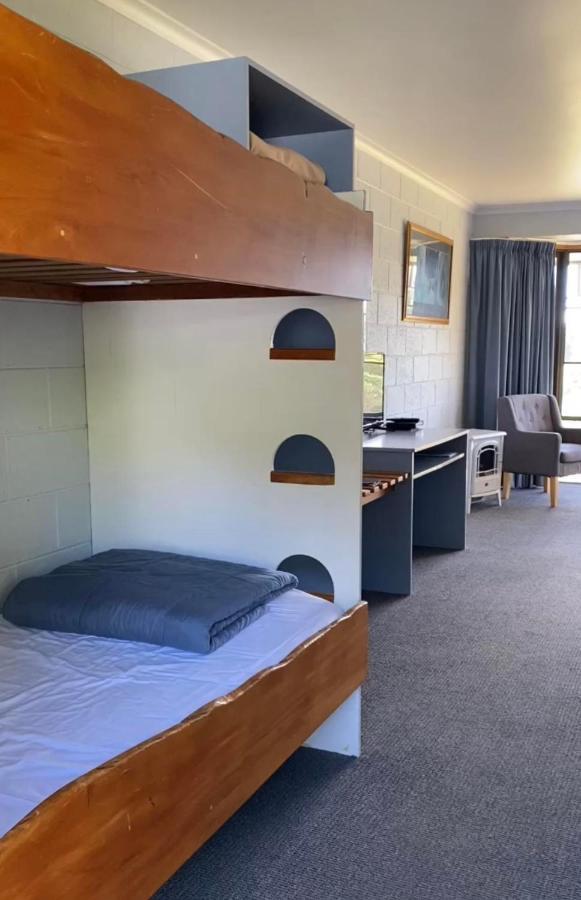 Motel Gordon Gateway Strahan Esterno foto