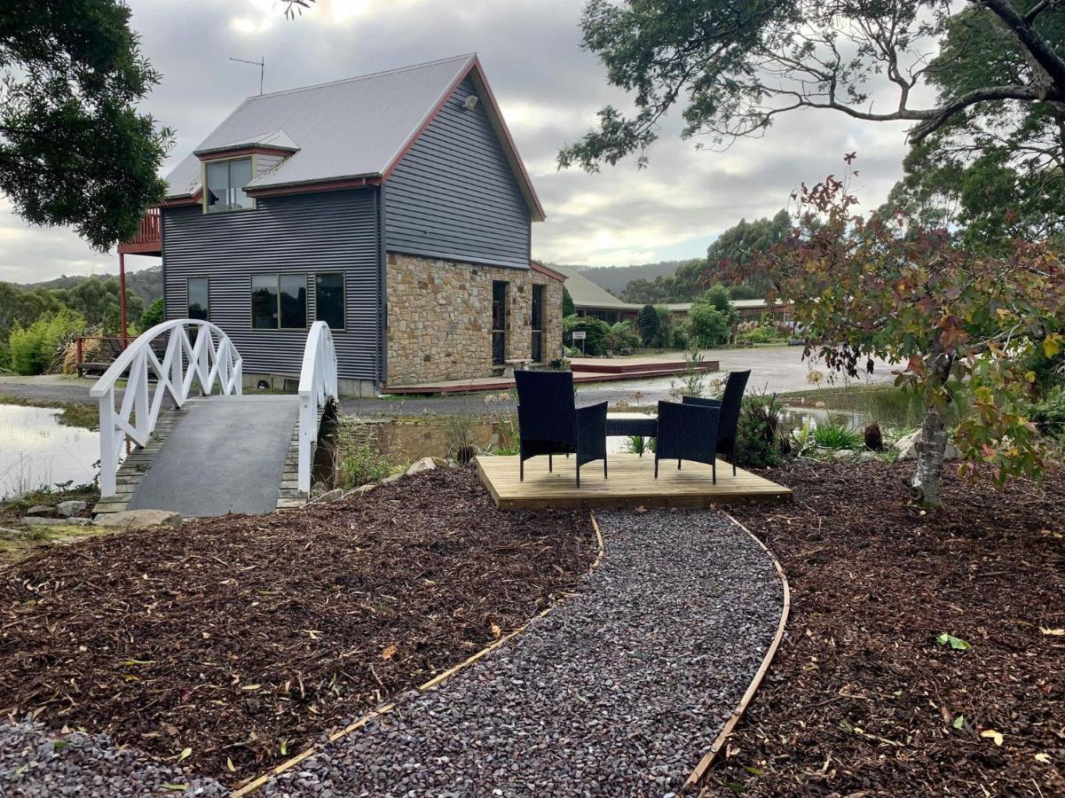 Motel Gordon Gateway Strahan Esterno foto